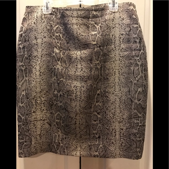 ISDA & Co. Dresses & Skirts - ISDA & Co. Skirt ISDA & Co. Dresses & Skirts - ISDA & Co. Skirt